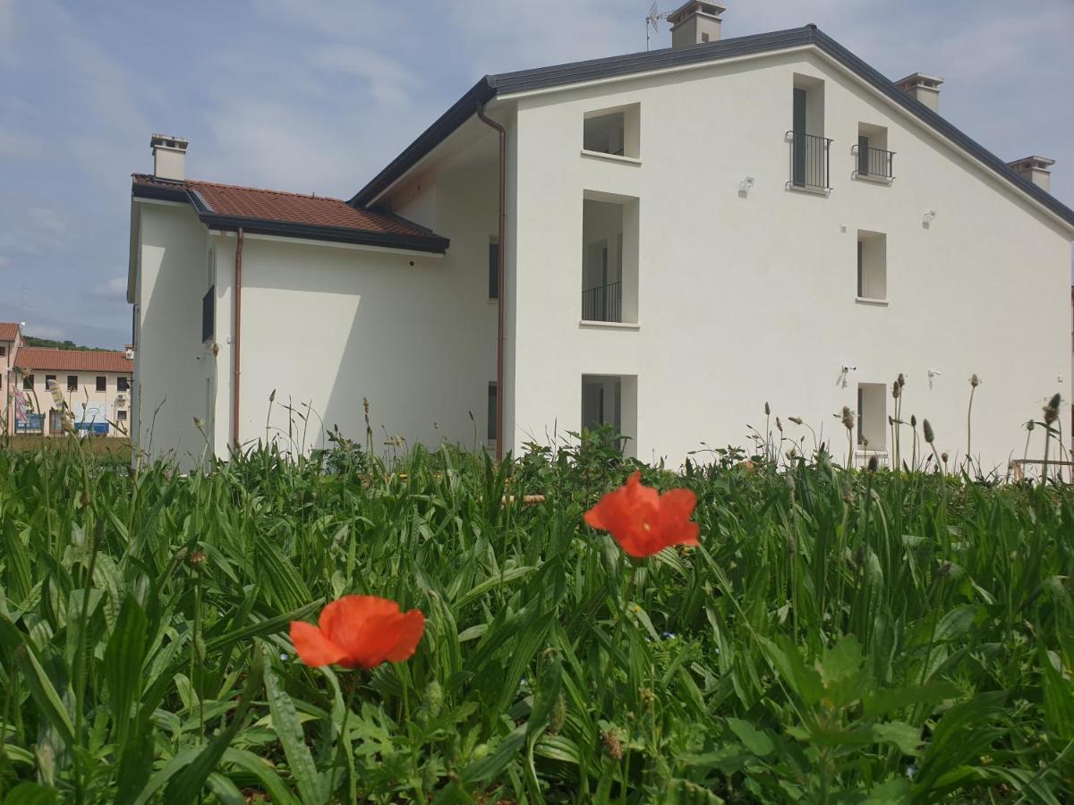 Beb Kiki Bed & Breakfast บอร์โซ เดล กราปปา ภายนอก รูปภาพ